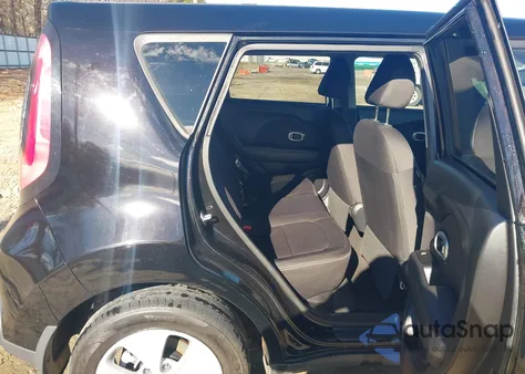 2015 Kia Soul from USA, damaged, VIN KNDJN2A29F7806145